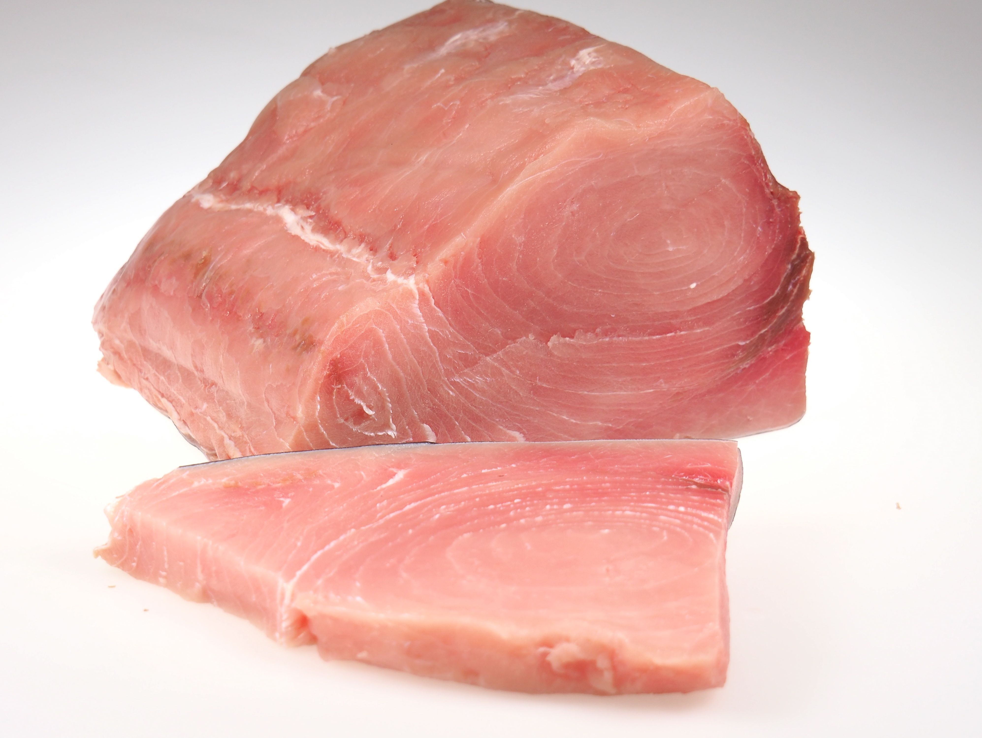 Schwertfisch-im-Anschnitt Schwertfisch