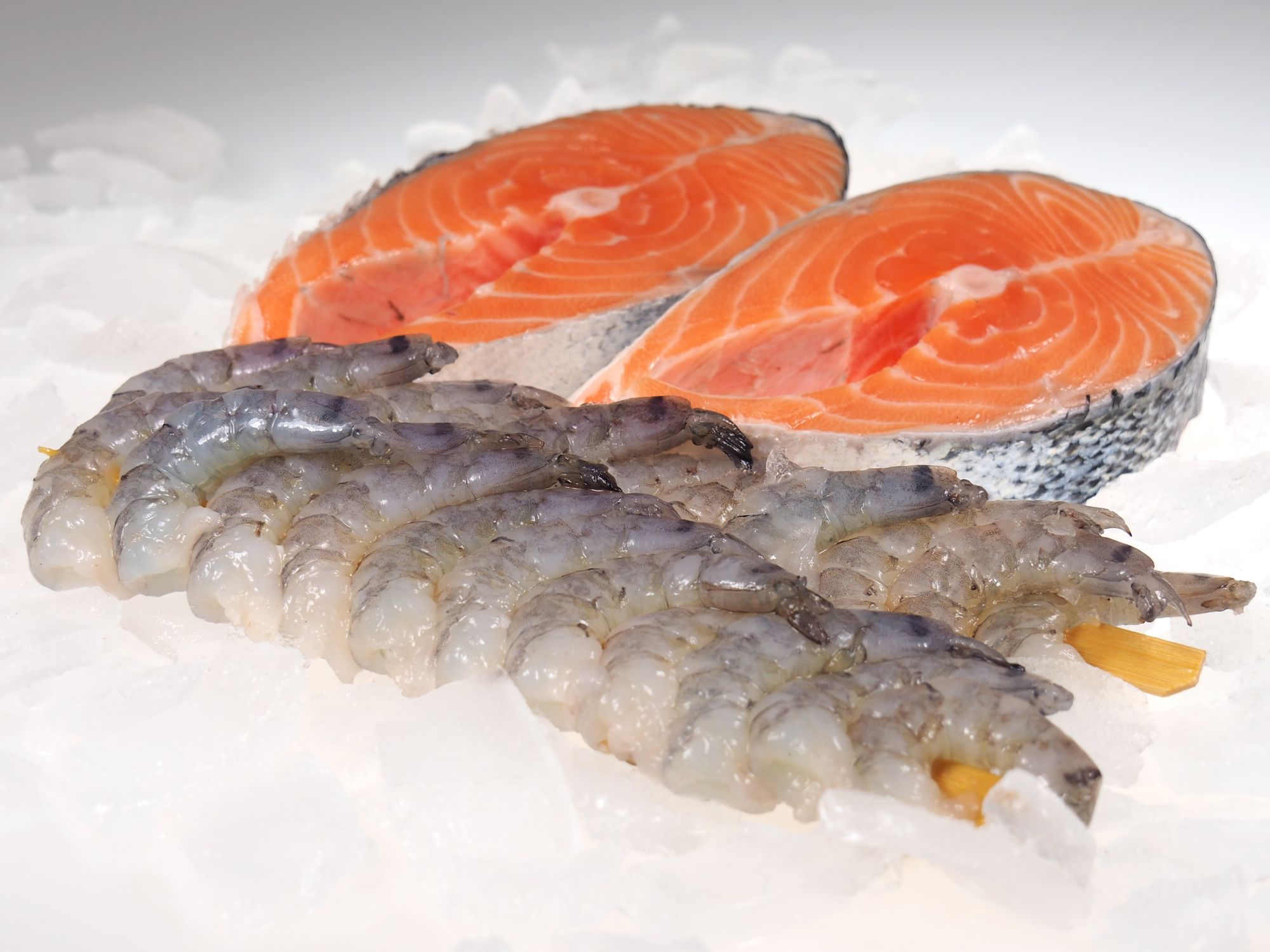 Grill-Lachs-und-Garnelen Grill "Lachs und Garnelenspieße"